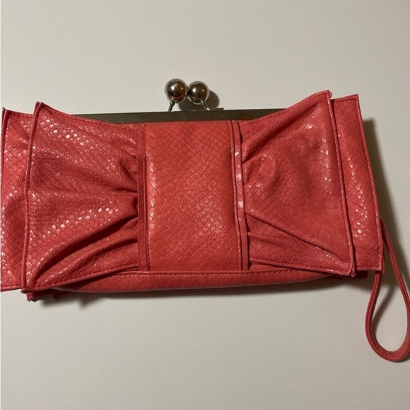 Red Clutch Bag - Picture 3 of 4
